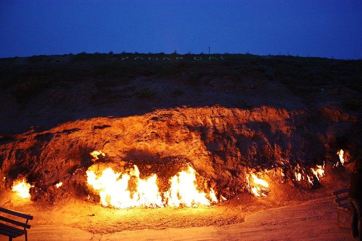 Gobustan and Absheron Private Tour