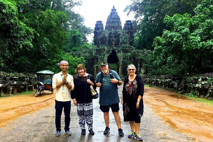 Angkor Wat Sunrise with E-Bike 1-day tour