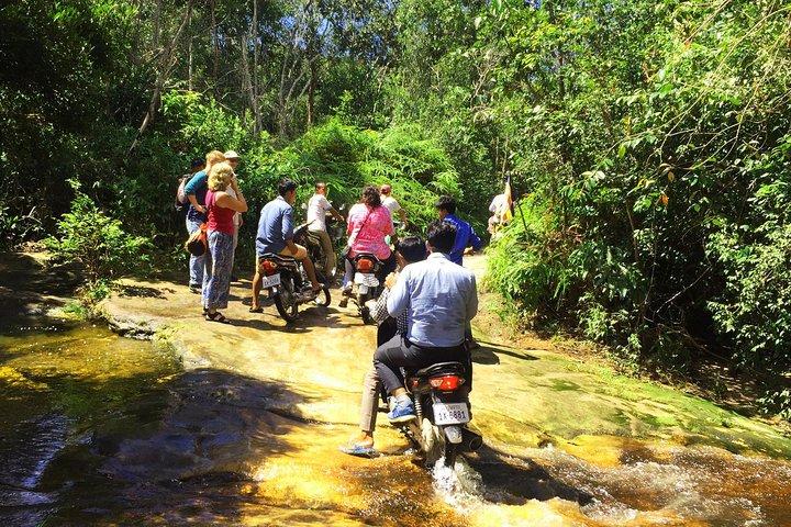 Kulen Waterfall 1-Day Motorbike Tour