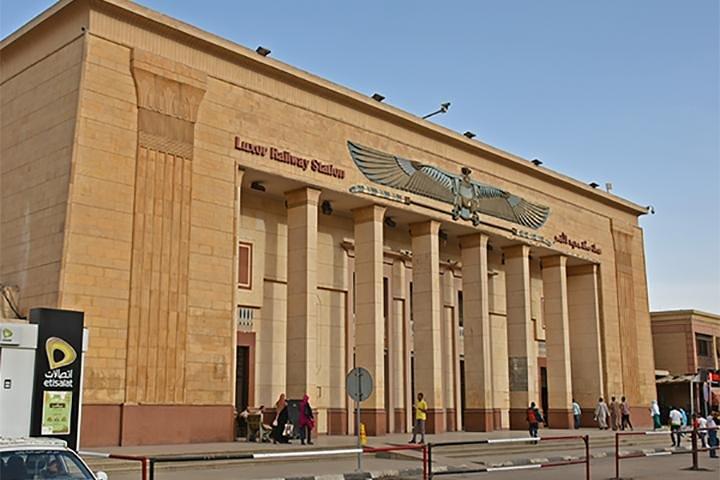 Luxor Railway Station Private Arrival Transfer