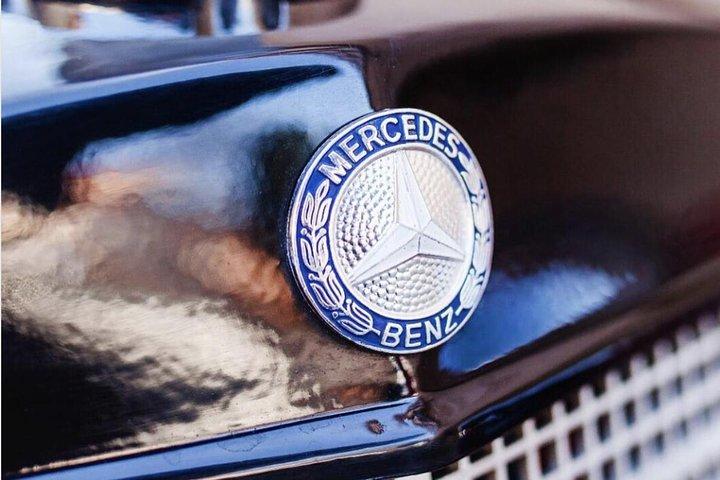 Vintage Cars Prague - Sightseeing Tour 90min / 1-6 pers.