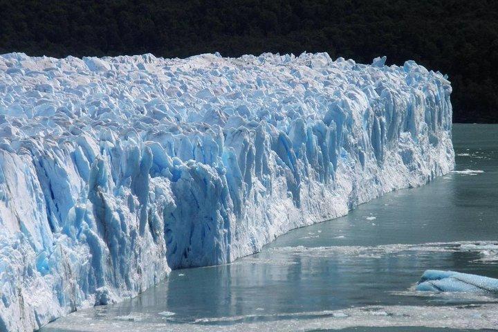 Glaciers Gourmet Perito Moreno Navigation Full Service & Transfer