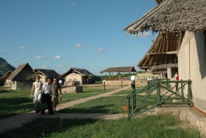 Maasai Mara camping road safari ONE night Best Budget ALL INCLUSIVE