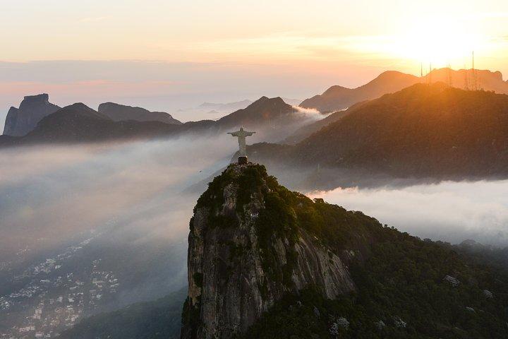 Christ Statue and Sugarloaf Private Tour with a Photographer