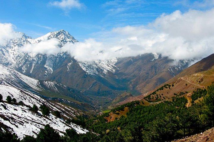 2- Day Guided Cultural Trek in the Atlas Mountains from Marrakech