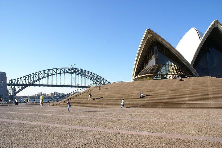 Sydney's Rocks & Darling Harbour With A Local: Private & Custom