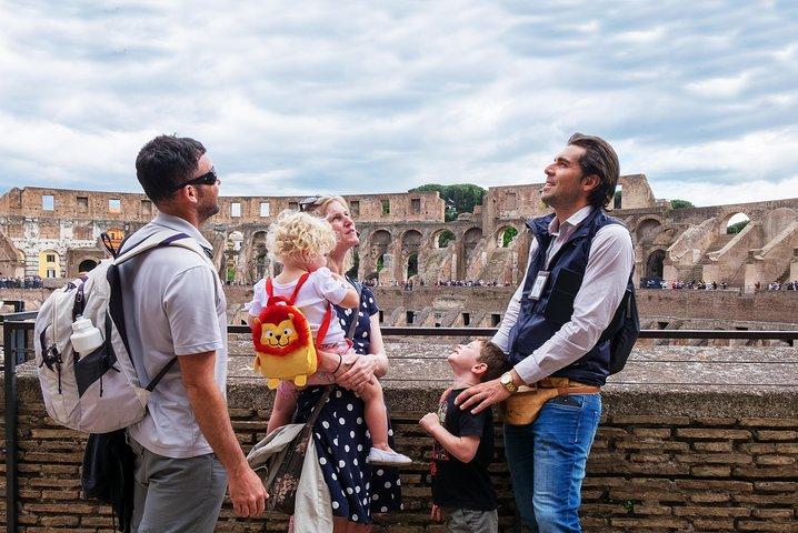 Guided Tour of the Colosseum and Roman Forums for Kids and Families with Marco