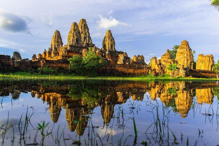 2-Days Private Angkor Wat Sunrise/Sunset Tours And Banteay Srei