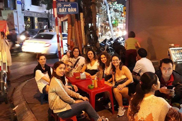 Hanoi Street Food Tour With Small Group
