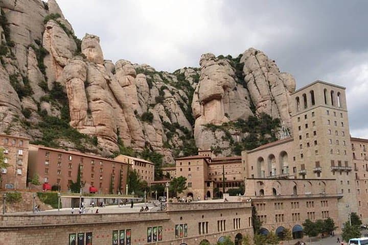 Private Day Trip from Barcelona to Montserrat