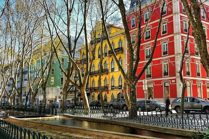Private 2-Hour Sightseeing Tour in Lisbon