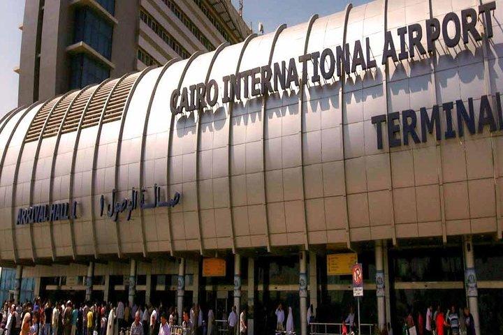 Private Transfer from Cairo Airport to Your Hotel in Cairo