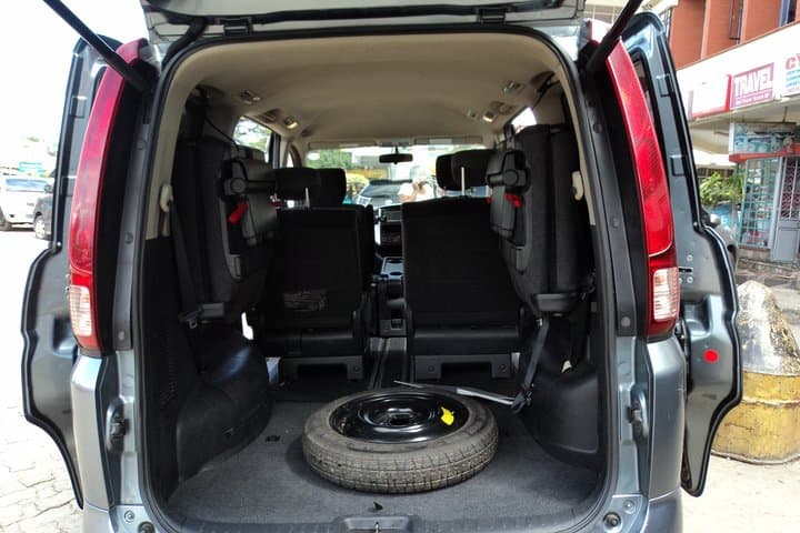 Private One-Way Nairobi Airport Transfer