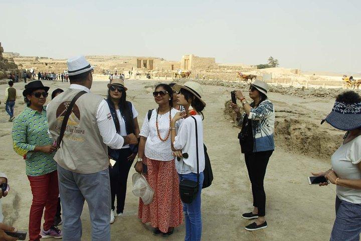 Giza Pyramids, Memphis and Sakkara Day Trip