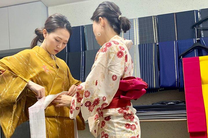 Exclusive private Yukata dressing workshop