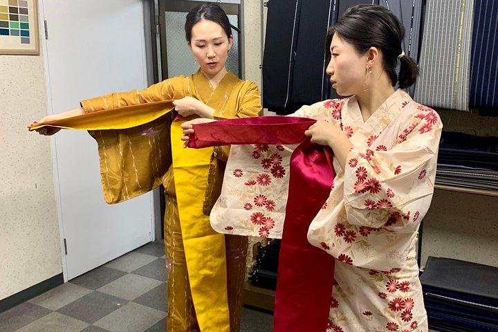 Exclusive private Yukata dressing workshop