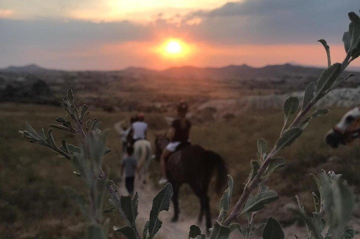 Sunset Horsebackriding-Tour through the Valleys of Cappadocia