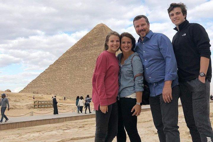 Cairo tour to Giza Pyramids and Sphinx