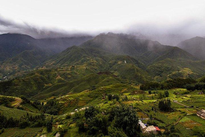 The Best Sapa Tour 2D1N At 3 Star Hotel by sleeping BUS TRANSFER