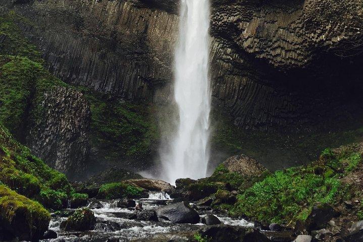 Private - 1/2 day Columbia River Gorge & Waterfalls Tour From Portland