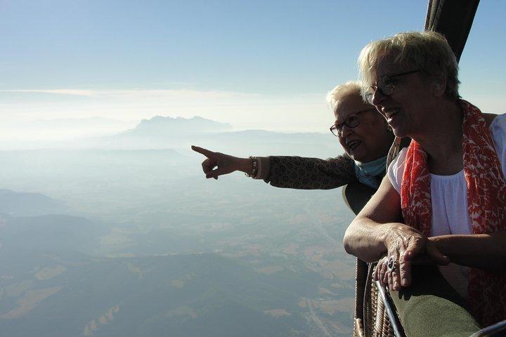 Catalonia Hot Air Balloon with Optional Pick up from Barcelona