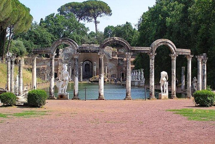 Small-Group Tour of Hadrian's Villa and Villa d'Este from Rome