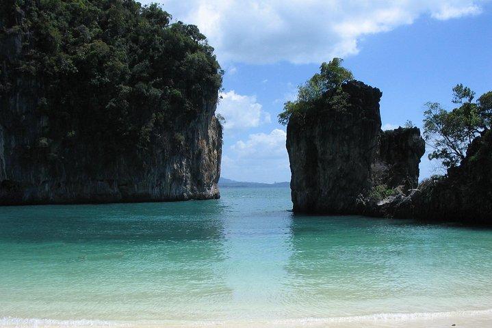 Phang Nga Bay: James Bond Island & Starlight Kayaking from Phuket