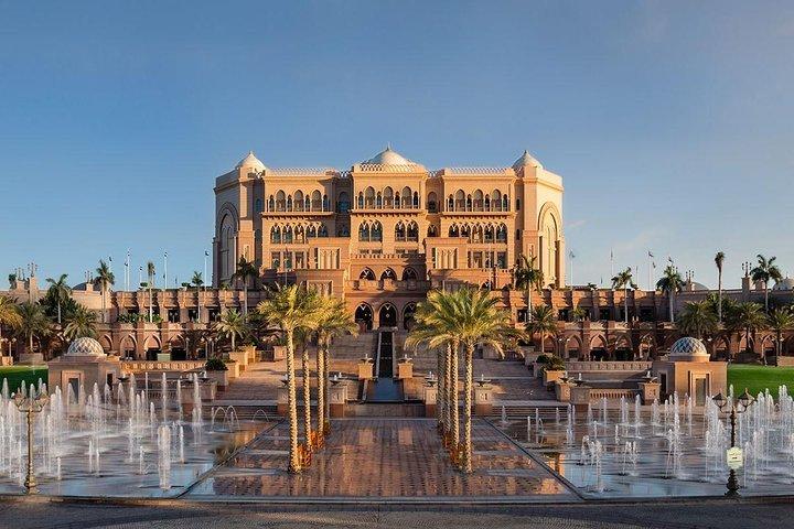 Private Abu Dhabi Tour - Exclusive Vehicle