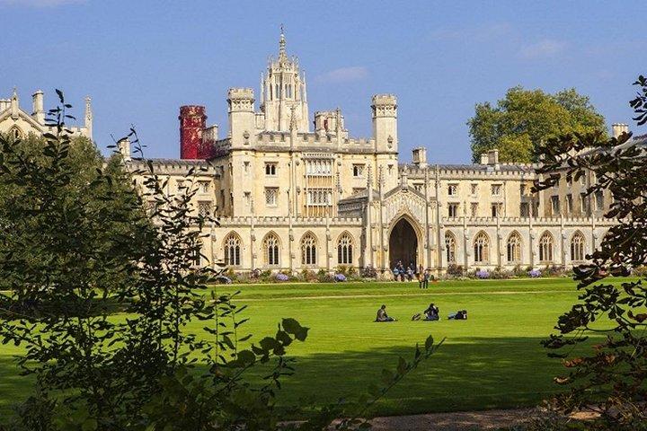 Oxford & Cambridge Universities Tour