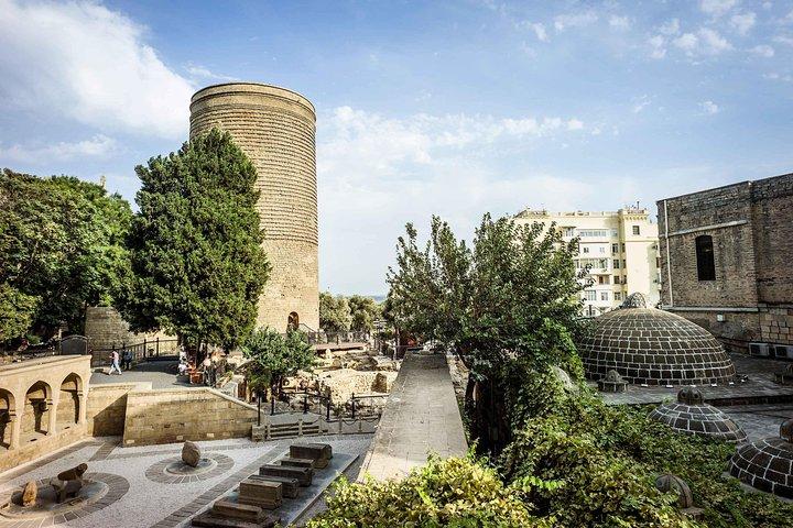 Azerbaijani Cooking Class + Old City Tour + Lunch