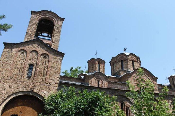 Sightseeing Transfer from Skopje to Tirana with a stop at Prizren