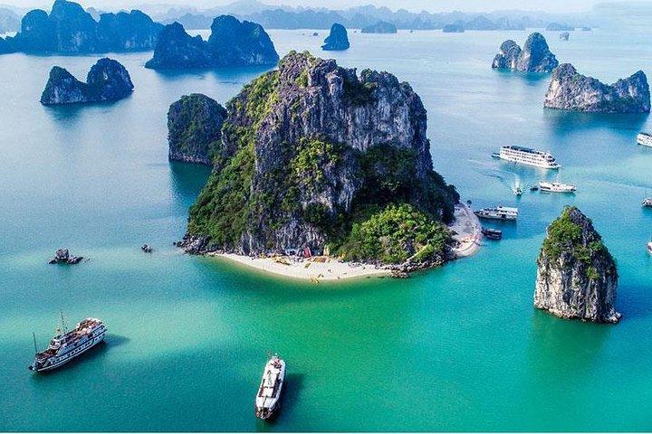 Best Premium Halong Bay Cruise from Halong International Port