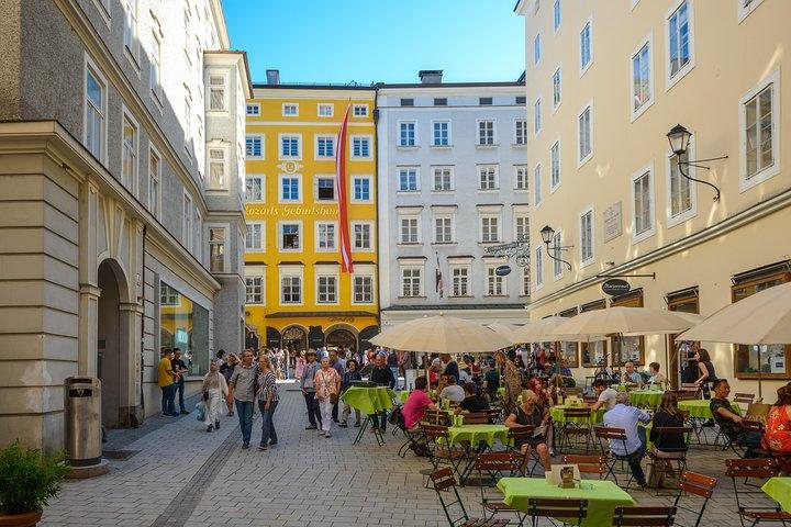 Salzburg and Lake District Day Tour from Munich