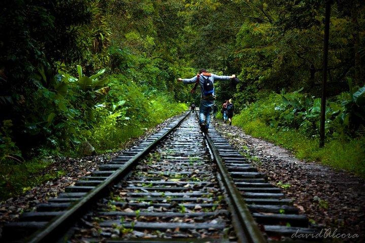 Machu Picchu By Car 2 Days (All Inclusive)
