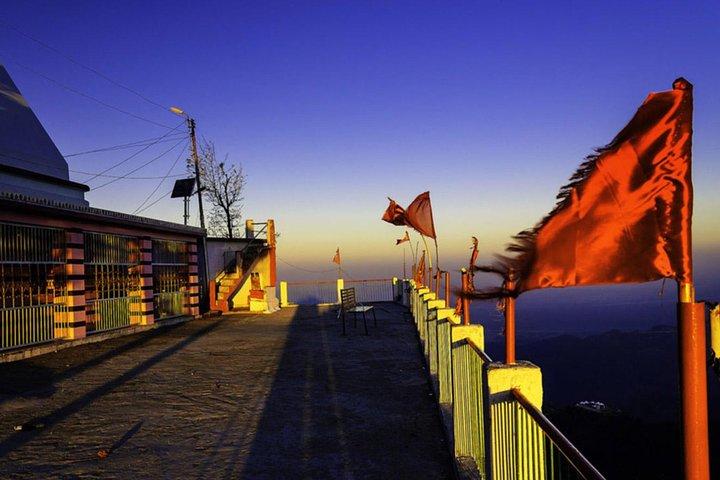 Kunjapuri Temple Sunrise Trek With Professional Guide