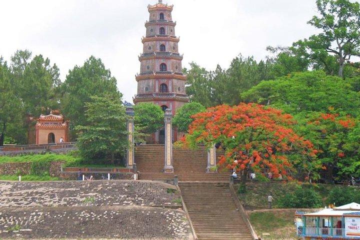 Group Tour: Visit Hue Imperial From Da Nang - Full Day Trip