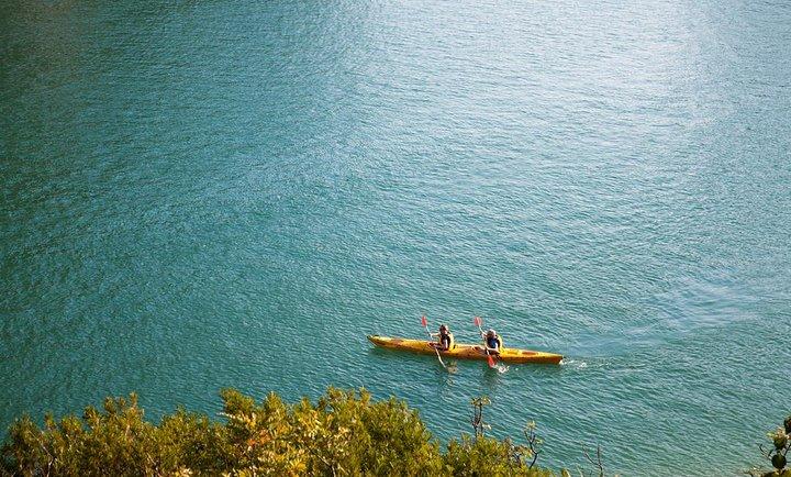 Bai Tu Long bay Boutique Cruise 2D/1N: Kayaking & swimming at pristine places