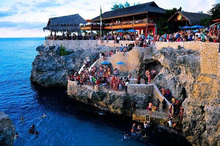 Party Catamaran: OpenBar, Music, Negril Beach, Rick's Cafe, Reef