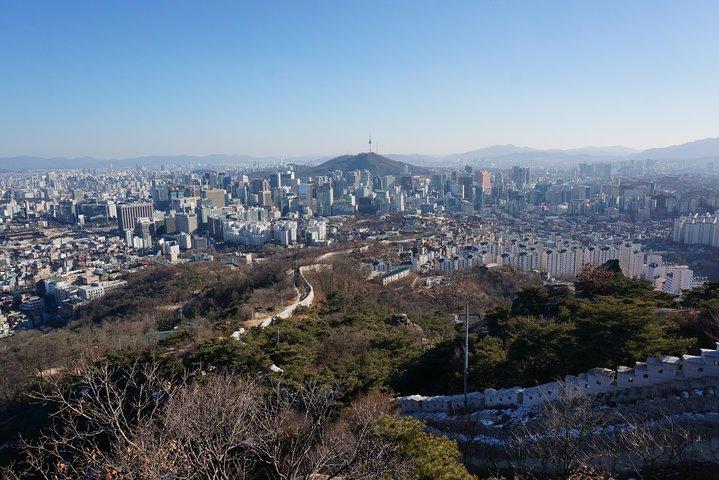 Private Seoul Wall Trekking [Inwangsan, Bugaksan, Naksan Park, N-Seoul Tower]