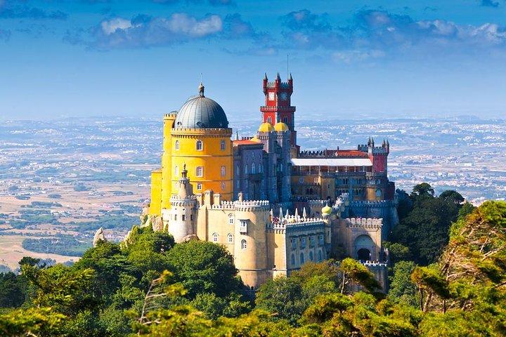 Lisbon Shore Excursion: Private Day Trip to Sintra, Cascais and Estoril