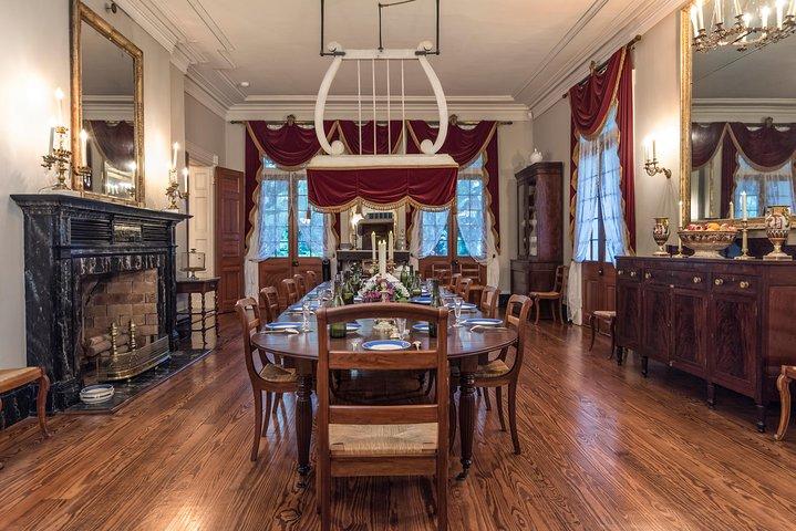 Oak Alley Plantation Tour with Hotel Pickup