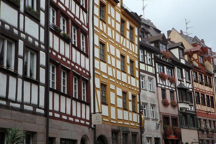 Private Transfer from Prague to Nuremberg with 2h of Sightseeing