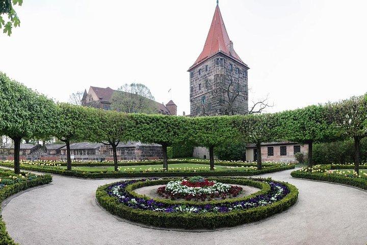 Private Transfer from Vienna to Nuremberg with 2h of Sightseeing
