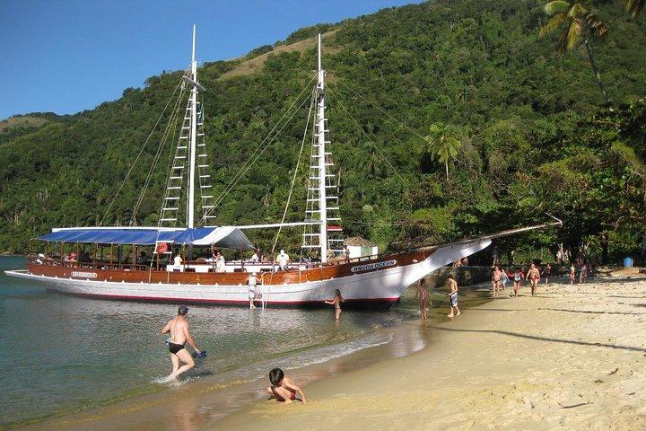 Full Day Tour to Angra dos Reis with Lunch