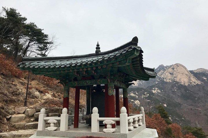 Seoul Mountain Hike: Temples, Folklore & Traditional Meal