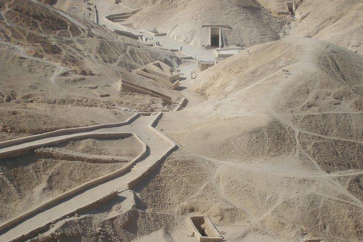 Safaga Port - Luxor Overnight Tour - West Bank and East Bank