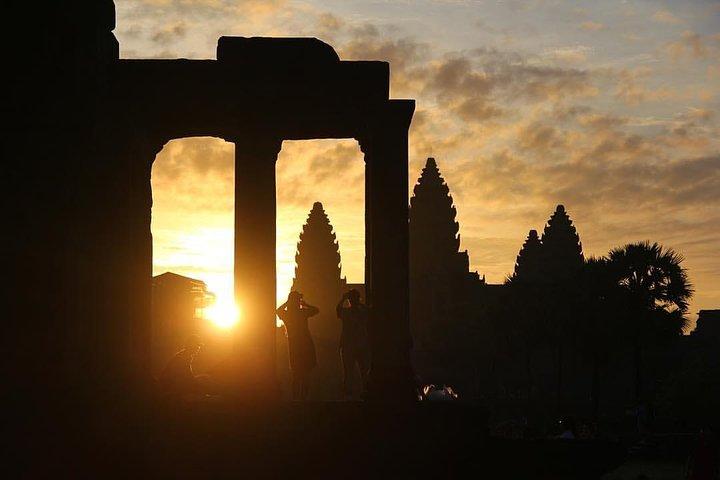 1 Day Angkor Wat with Sunrise Tour