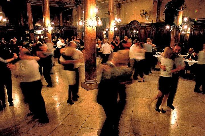 Milonga Tour in Buenos Aires