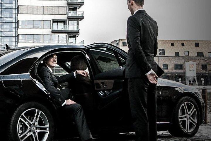 Colombo Airport to Kandy ( Private arrival transfer)