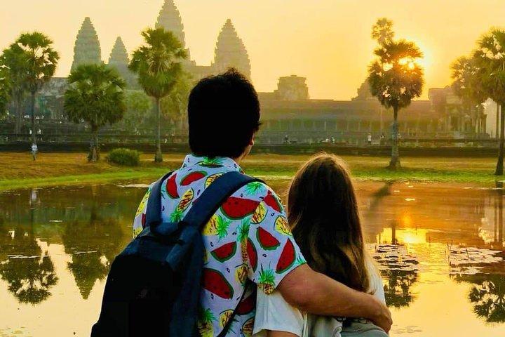 Private Car & English Speaking Guide (2days Angkor Temple Tour)